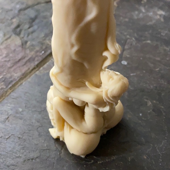 Erotic small batch artisan candles. Gag gift - Picture 8 of 9